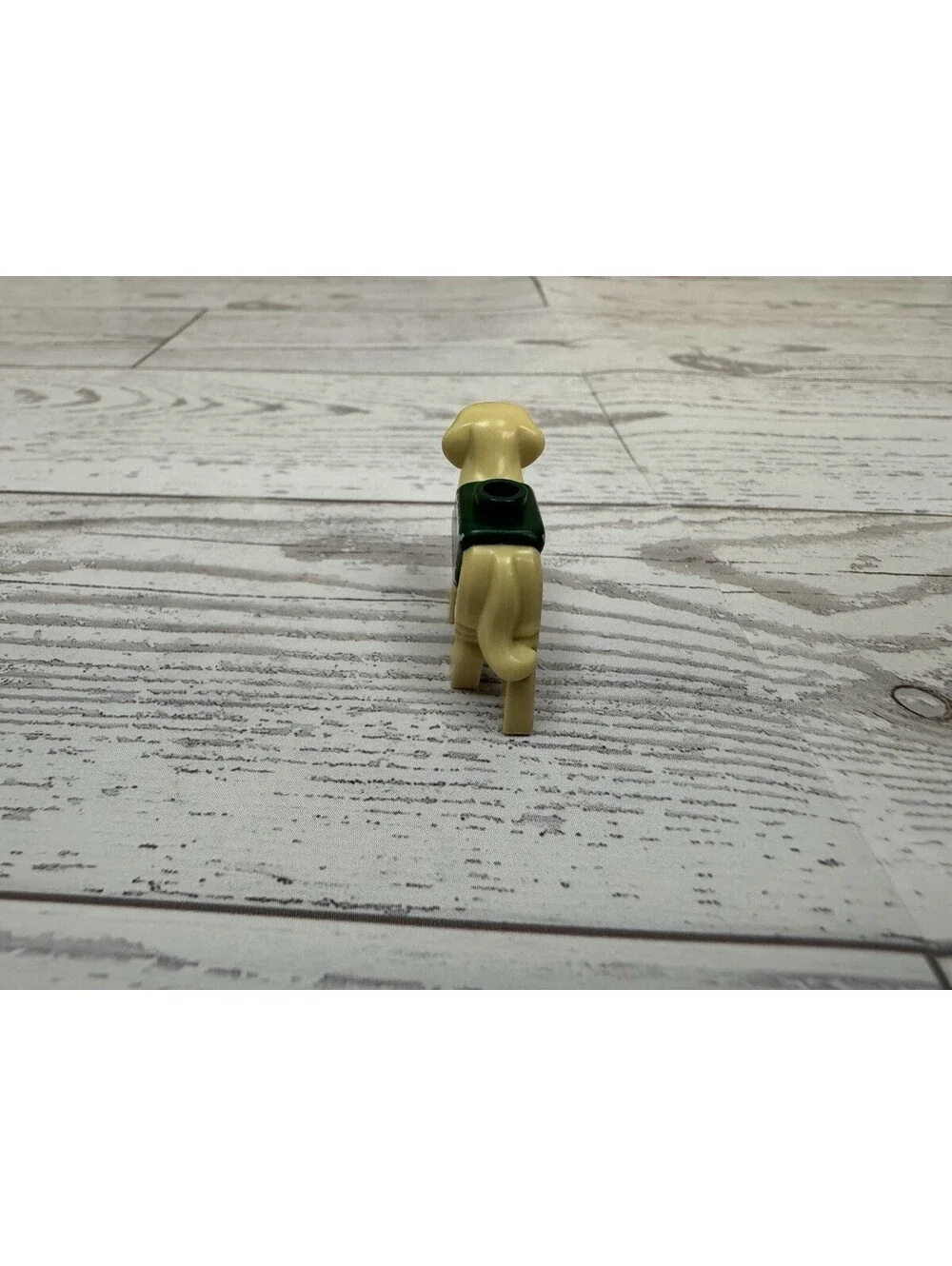 Lego Tan Labrador Rescue Dog with Molded Dark Green Sweater Christmas Dog Bones